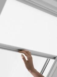 Velux, Fényáteresztő roló, RFL MK06 standard szín, 78 cm széles ablakhoz