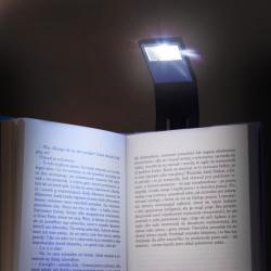  Könyvolvasó lámpa