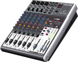 BEHRINGER XENYX 1204USB keverő XENYX mikrofon előerősítővel 12 bemenet 2-Bus (1204USB)