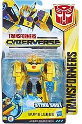 Hasbro Transformers: Cyberverse Deluxe - Űrdongó robot (E1884/E1900)