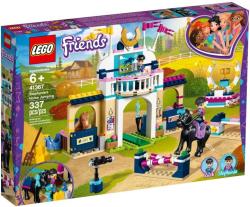 LEGO® Friends - Stephanie díjugrató pályája (41367)