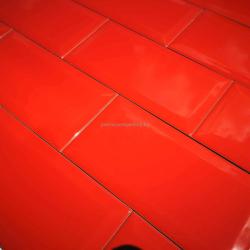 SPANYOL 10x20 PIROS METRO CSEMPE