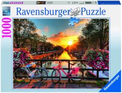 Ravensburger Biciclete in Amsterdam - 1000 piese (19606) Puzzle