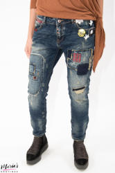 Wiya Jeans cu rupturi peticite și aplicații (DY058)