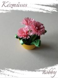 kezmuves-hobby. hu Minik minije - Quilling Cserepes kisvirágok