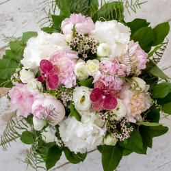 ImodFlowers Buchet de flori cu bujori roz