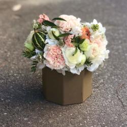ImodFlowers Cutie cu ranunculus