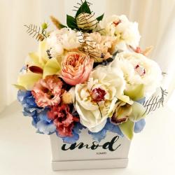 ImodFlowers Cutie cu trandafiri galben deschis