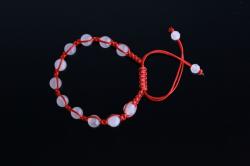  Bratara tip shambhala din cuart roz cu snur rosu 8 mm