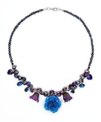 Dannyra Колие с естествени рози, перли, мъниста и кристали Swarovski Blue Rose Dannyra Jewels