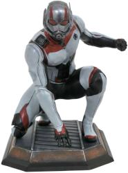 Diamond Select Toys Statueta Diamond Select Marvel: Avengers - Ant-Man, 23 cm