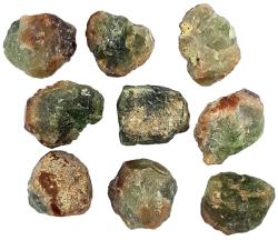  Granat Verde - Grossular Naturala Neregulata - 20-26 x 22-24 mm - ( XL ) - 1 Buc