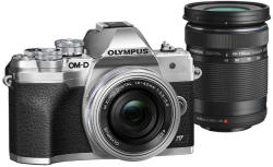 Olympus OM-D E-M10 IV + EZ-M 14-42mm EZ + EZ-M 40-150mm R (V207134BE000/V207134SE000) Digitális fényképezőgép
