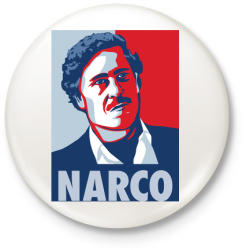 printfashion NARCO (Pablo Escobar) - Kitűző, hűtőmágnes - Fehér (3082221)