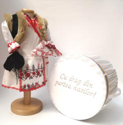 Magazin Traditional Set Traditional Botez Fetita - Costumas + Cutie trusou 3