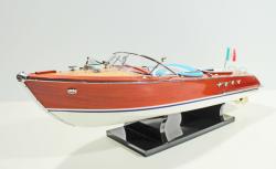  Riva Aquarama hajómakett 66cm