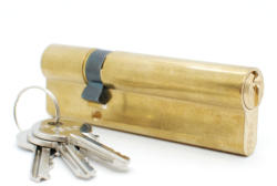 ISEO Zárbetét ISEO 30/70mm 3 kulcsos (BAL-020968)
