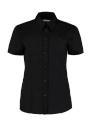 Kustom Kit Női rövid ujjú blúz Kustom Kit Women's Classic Fit Workforce Shirt 2XL, Fekete