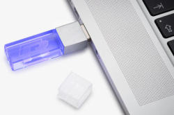 Volkswagen R 8GB 15D087620