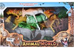 Magic Toys Szafari játékszett 8db állatfigurával és kiegészítőkkel (MKL113729)