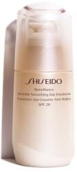 Shiseido Emulsie pentru față cu efect de protecție împotriva îmbătrânirii, de zi - Shiseido Benefiance Wrinkle Smoothing Day Emulsion SPF 20 75 ml