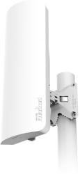 MikroTik mANTBox 52 15s (RBD22UGS-5HPacD2HnD-15S) Router