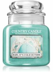 The Country Candle Company Baby It's Cold Outside lumânare parfumată 453 g