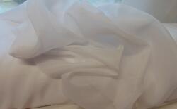  Fehér muszlin(voile) anyag tekercsben (10 m x 290 cm)