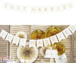 Just Married" arany feliratos füzér