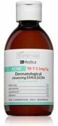 Bielenda Dr Medica Acne emulsie dermatologică de curățare pentru tenul gras, predispus la acnee 250 ml