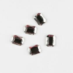 BRILLBIRD Műköröm Formakövek (10 db-os) emerald 8x6mm clear