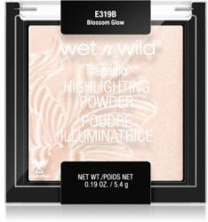 Wet n Wild MegaGlo Gyöngyházfényű highlighter árnyalat Blossom Glow 5, 4 g