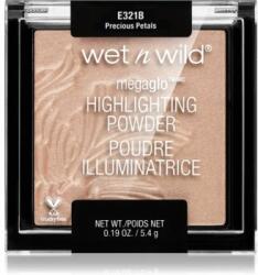 Wet n Wild MegaGlo Gyöngyházfényű highlighter árnyalat Precious Petals 5, 4 g