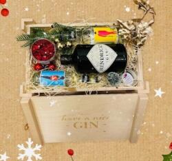  Karácsonyi Hendricks gin ajándékcsomag fa díszdobozban - ginshop