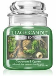 Village Candle Cardamom & Cypress lumânare parfumată (Glass Lid) 389 g