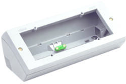 VIMAR Doze aparataj modular 7 module pentru montaj pe birou alb Vimar Eikon (VIM-20787.B)