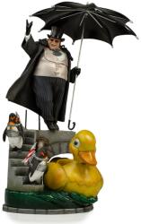 Iron Studios Statuetă Iron Studios DC Comics: Batman - The Penguin (Batman Returns) (Deluxe Version), 33 cm (DCCBAT40621-10) Figurina