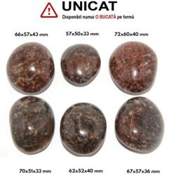 Palm Stone Grenatite - Cuart cu Granat Natural - 57-72 x 51-60 x 33-43 mm - (XXL) - 1 Buc