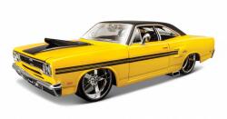 Maisto Plymouth GTX 1970 Classic Muscle - 1/24 1/43 (13408)