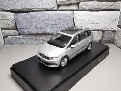 HERPA VW Touran 2 Reflexsilber 20151/43 (13771)