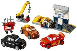 LEGO® Juniors - Smokey's Garage (10743)