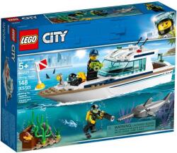 LEGO® City - Diving Yacht (60221)