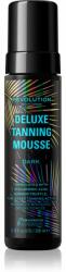 Makeup Revolution Beauty Tanning Deluxe Mousse spumă autobronzantă pentru un bronz rapid culoare Dark 200 ml