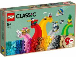 LEGO® Classic - 90 Years of Play (11021)
