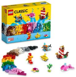LEGO® LEGO® Classic 11018 Distracție creativă în ocean (2211018)