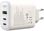 XO CE04 gyorstöltő max. 65W (Fehér) - USB-C PD + USB-A QC, Lightning kábellel