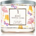 Bath & Body Works Berry Waffle Cone lumânare parfumată 411 g
