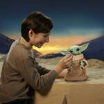 Hasbro Star Wars Galactic Snackin' Grogu Baby Yoda figura (F28495L0)