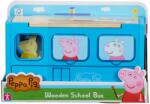 Peppa Pig Set figurina cu autobuz scolar din lemn, Peppa Pig