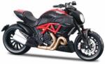 Maisto Machetă moto Maisto [1: 18] - Ducati Diavel Carbon - Red/Black (DCC-MAI10115R)